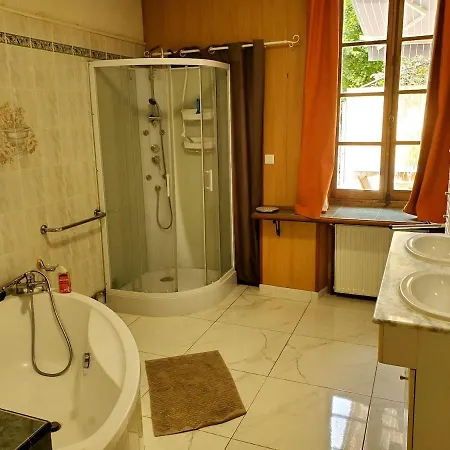 Maison Charlotte בית נופש *